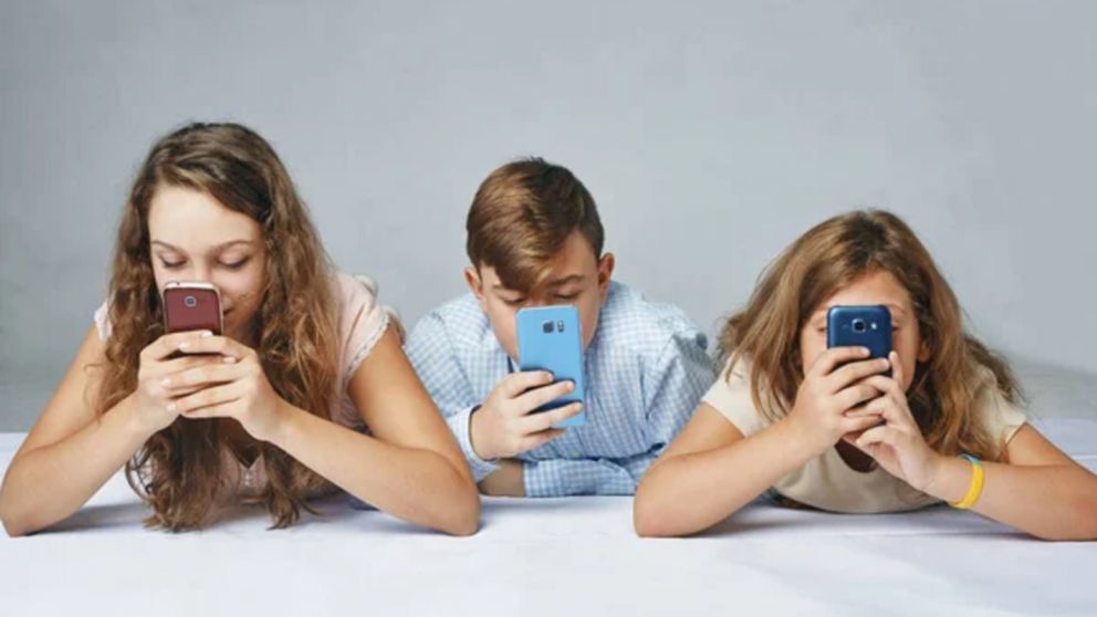 El 80% de los argentinos apoya la implementación de medidas que regulen y protejan a los niños y adolescentes