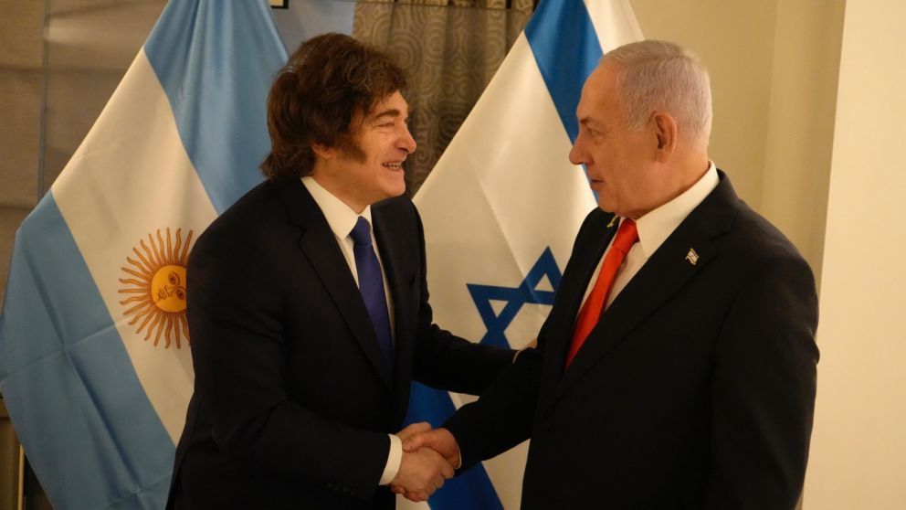 El mandatario visitará el Muro de los Lamentos y se reunirá con Benjamin Netanyahu