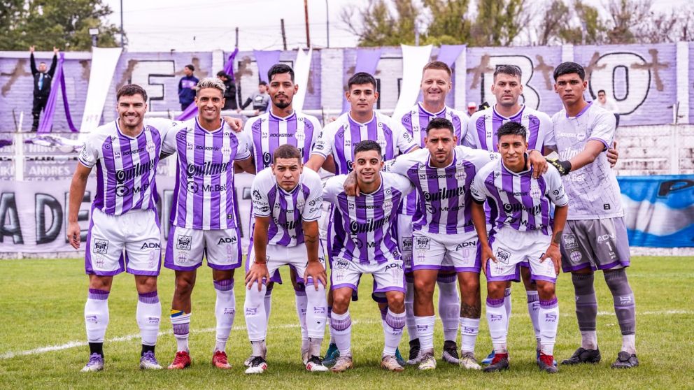 El Club Sacachispas enfrenta embargos por un juicio laboral y por no pagarle un contrato en dólares a un jugador
