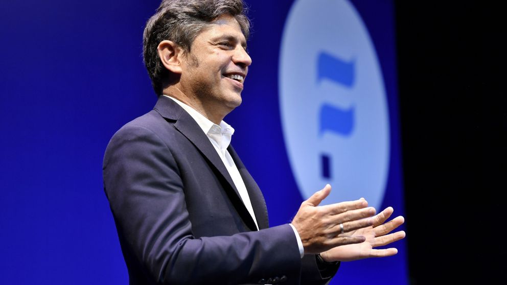 Kicillof busca inversiones en España
