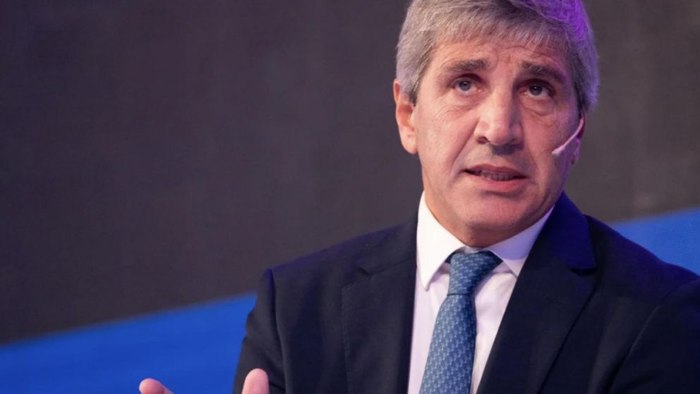 Luis Caputo explicó el financiamiento del Banco Mundial para refinanciar deuda argentina y detalló el esquema para cubrir vencimientos de julio
