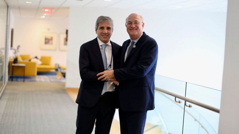 El BID anunci� un apoyo financiero para Argentina y una garant�a de USD 550 millones 