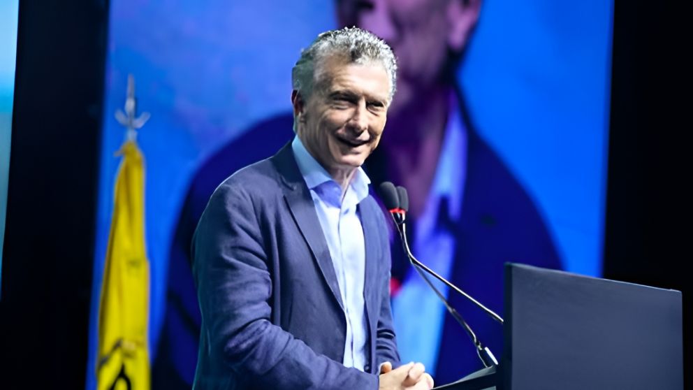 Mauricio Macri inició una gira federal de Pro rumbo a 2027 con un acto en Chaco, donde afirmó que apoyará el rumbo de Javier Milei sin confrontar