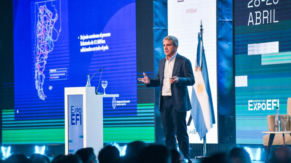 Ministro de Economía, Luis Caputo.