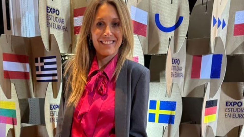 La investigación judicial analiza gastos en efectivo y la evolución patrimonial del entorno de Manuel Adorni.