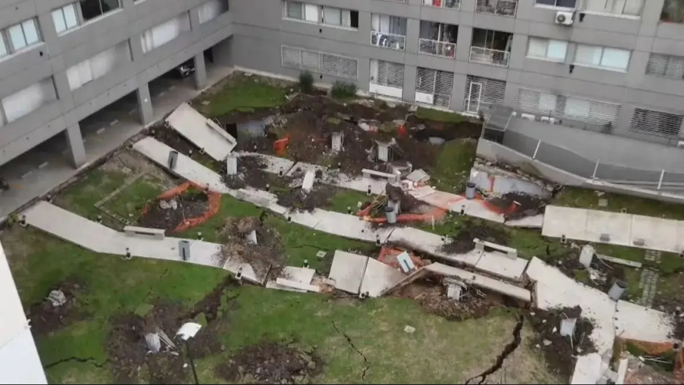 La fiscalía detectó vicios estructurales en la construcción y avanzó con imputaciones tras el colapso.