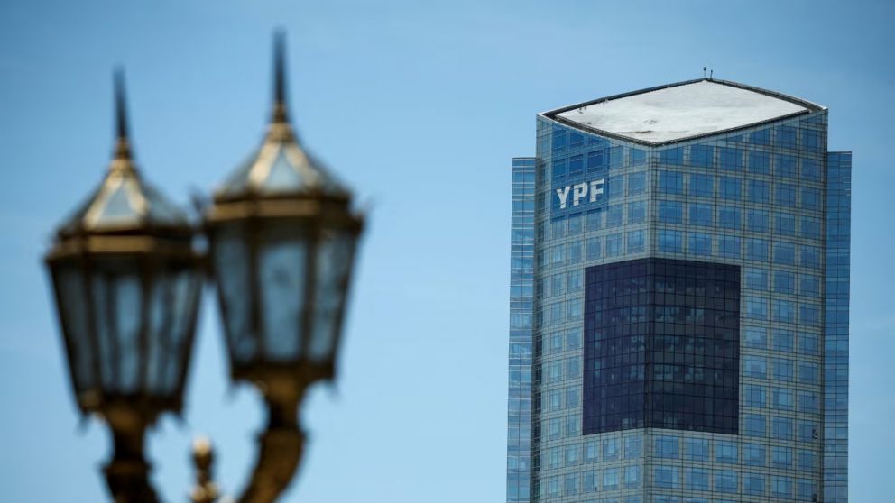 Habilitan el uso de datos confidenciales ante el CIADI tras fallo en EE.UU. por el juicio de YPF (Foto: REUTERS/Agust�n Marcari�n).
