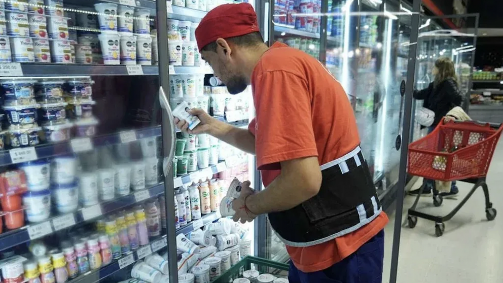 Medio aguinaldo para comercio: montos por categoría y fecha de pago