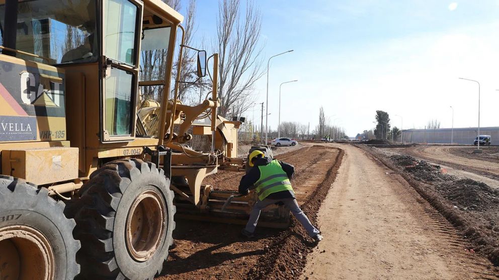 El Gobierno apuesta a la obra vial como palanca de la construcción, pero en el sector persisten dudas sobre la viabilidad de concesionar tramos con bajo tránsito