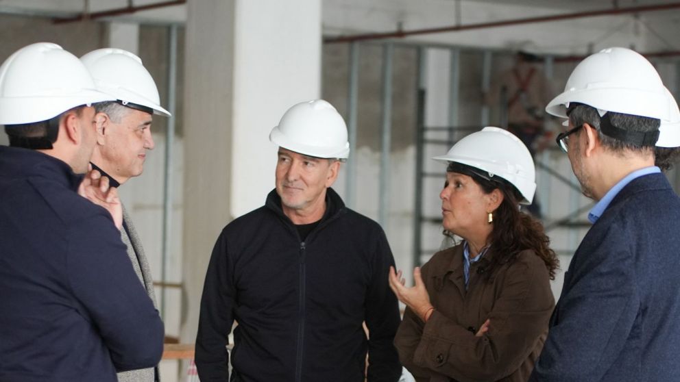 Jorge Macri y Julio Bocca recorrieron el avance de las obras que buscan potenciar la formación de artistas del Teatro Colón