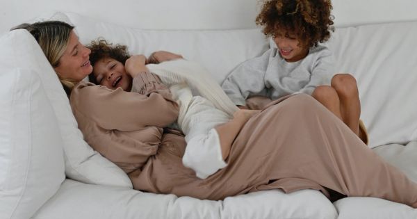 Madre Beta: Un nuevo enfoque en la crianza que desafía estereotipos