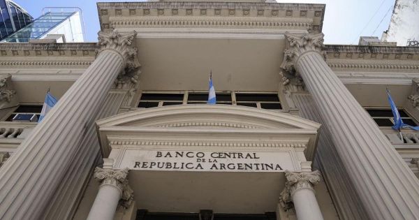 BCRA compra USD 185 millones: racha de 86 ruedas positivas