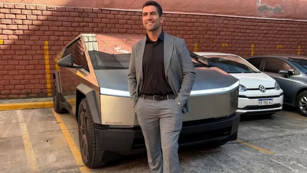 El "dipuTesla" le ofreci� el Cybertruck a Milei tras el furor en el Congreso: "Se lo dono al pa�s"