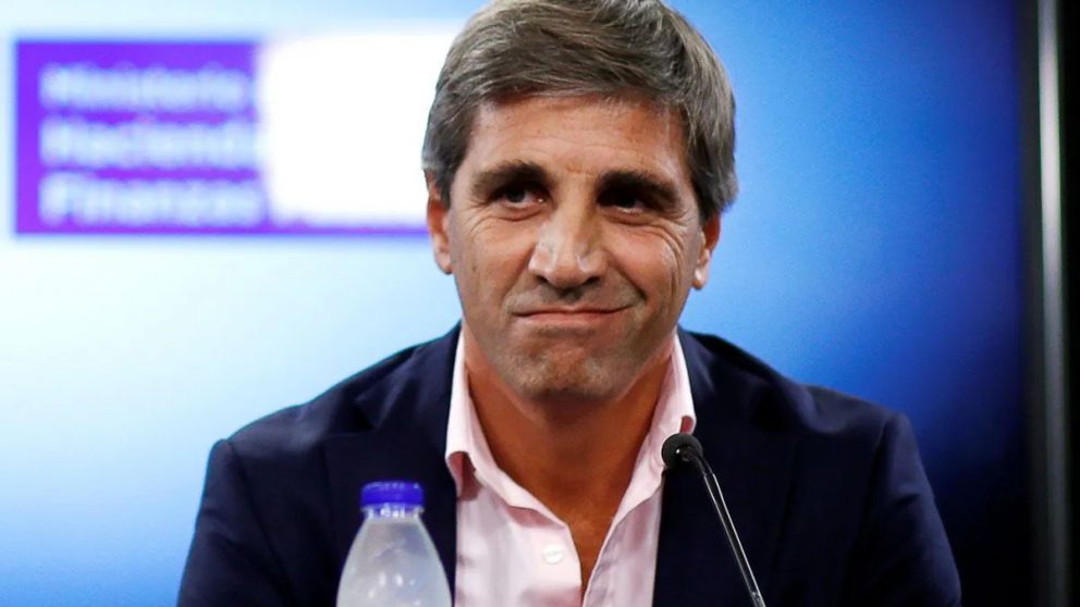 Caputo adjudicó más de 1.800 km de rutas nacionales "sin un peso del Estado"