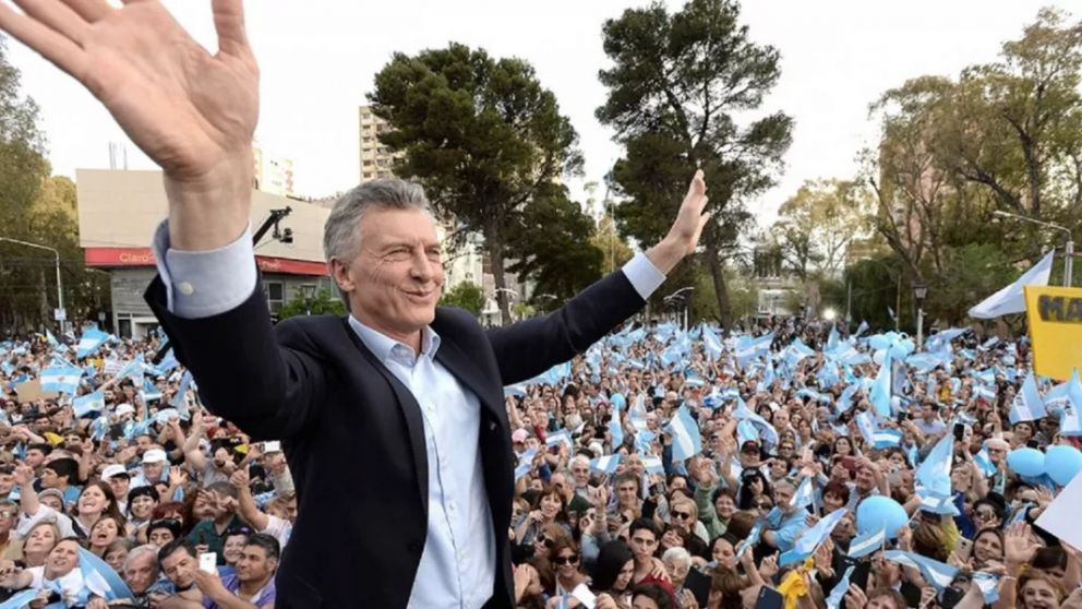 "La cr�tica honesta no es la que perjudica el cambio, es el silencio", afirm� Mauricio Macri