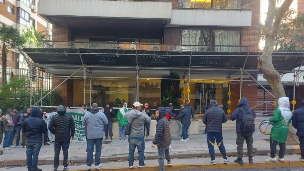 Los trabajadores de Alijor reclaman por el pago de sus sueldos