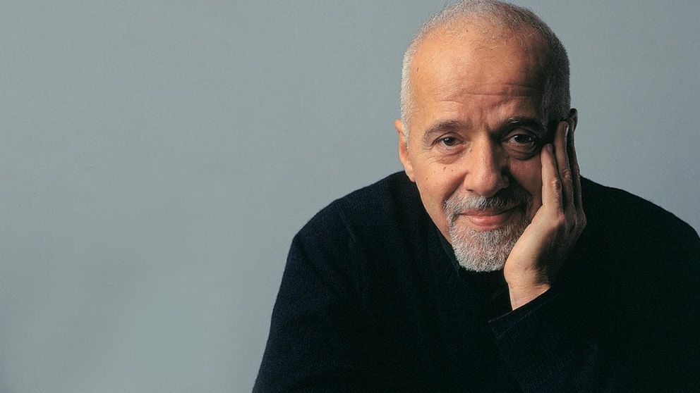 Paulo Coelho, escritor, novelista y letrista: "El amor más fuerte es aquél que puede mostrar su fragilidad"