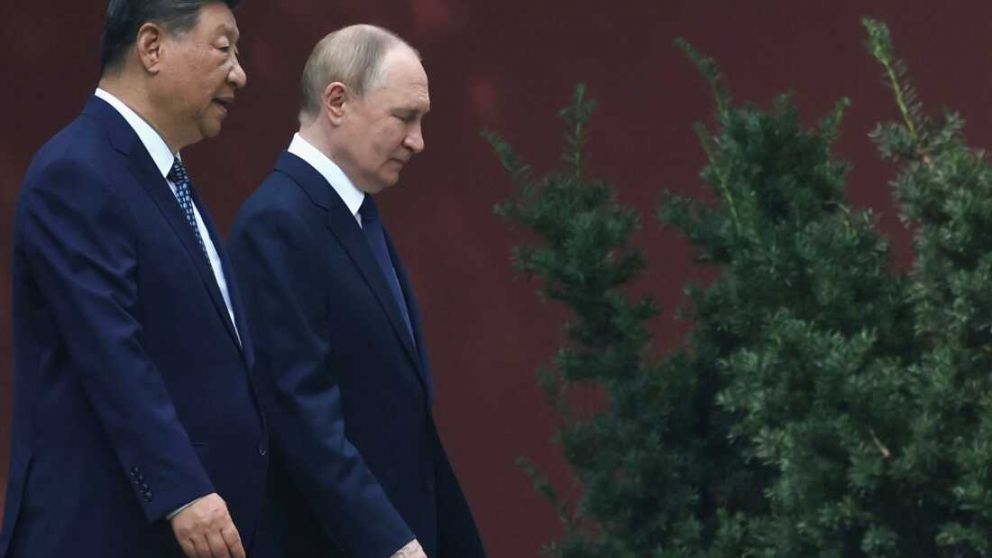 Xi recibió a Putin en Beijing apenas unos días después de la visita de Donald Trump y administró los tiempos de los dos