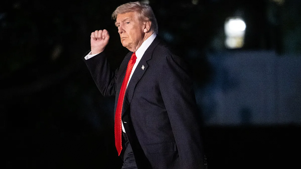 El Senado de Estados Unidos aprobó una resolución para limitar las facultades militares de Donald Trump sobre Irán