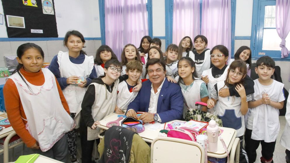La Matanza entreg� m�s de 1 mill�n de libros y manuales