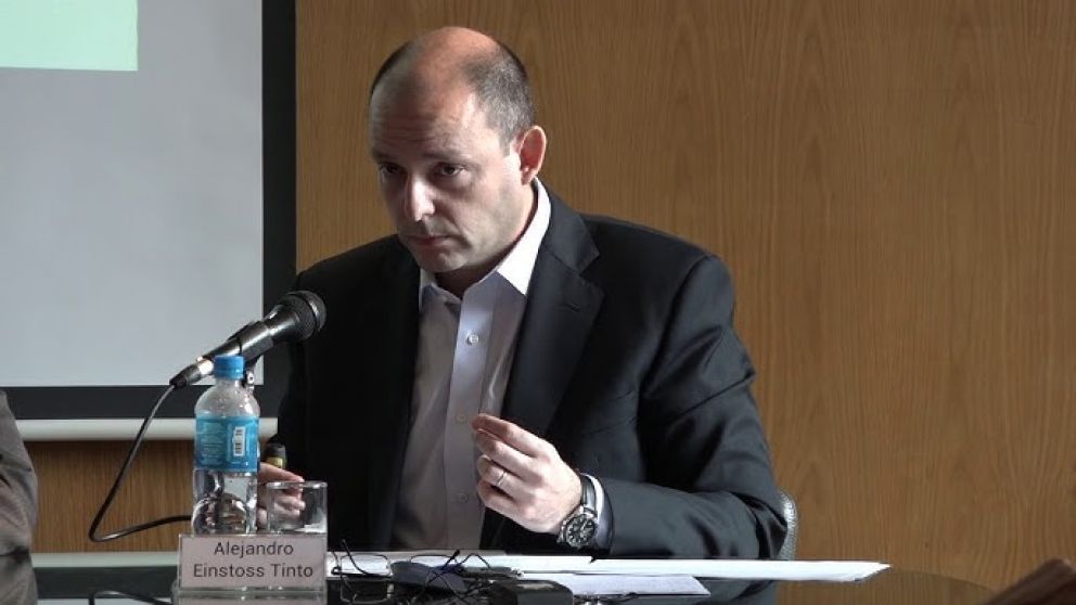 Alejandro Einstoss, economista del IIEP