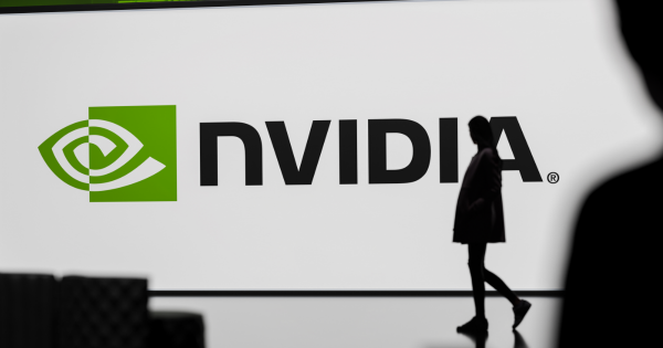 Nvidia reporta ingresos récord de USD 81.615 millones en 2026