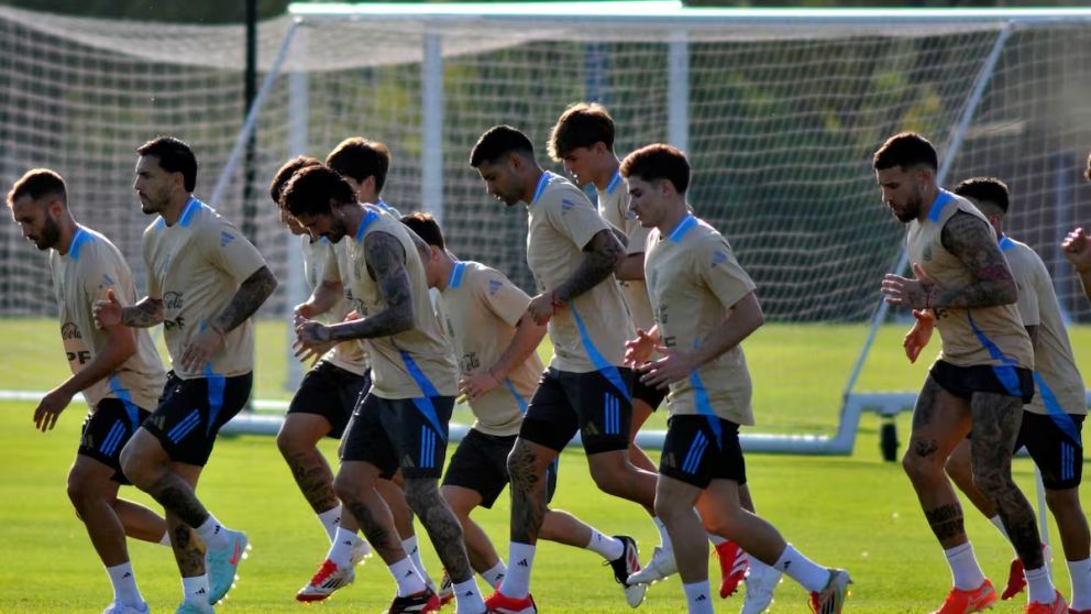 Lionel Scaloni presentó la lista de 26 convocados de la Selección argentina para el Mundial 2026