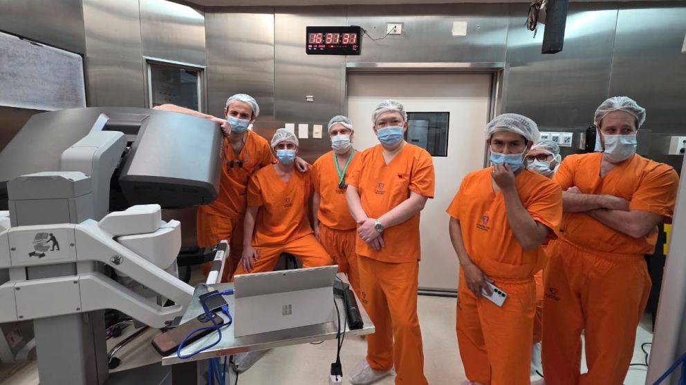 El equipo que participó en el trasplante el 25 de mayo