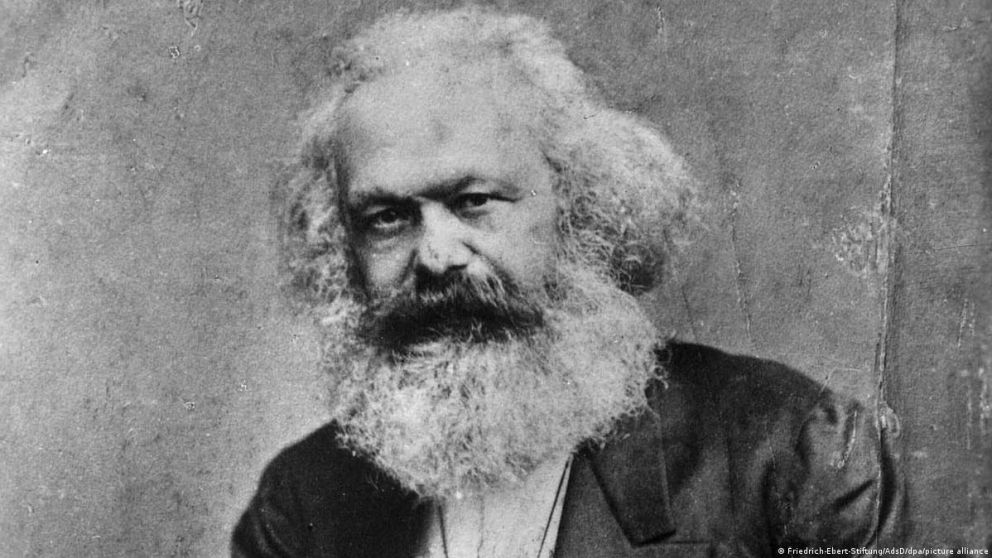 Karl Marx: "La peor lucha es la que no se hace"