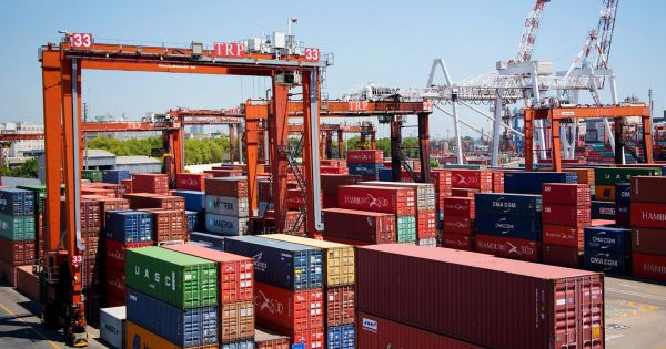 Recaudación sube 1,7% en mayo, pero consumo sigue en baja