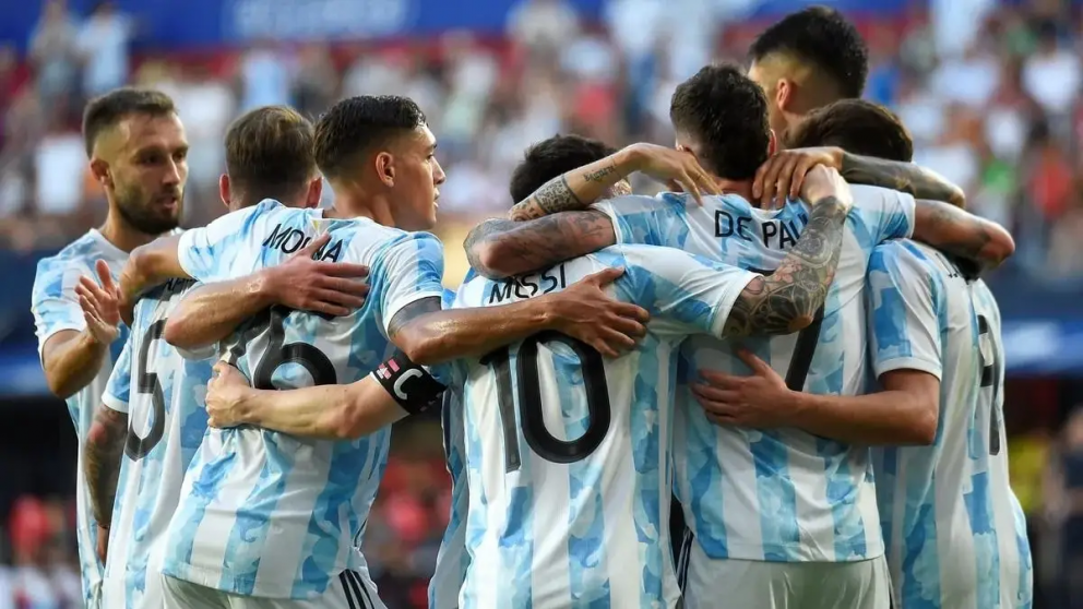 Marcos Senesi se incorporará a la concentración argentina en Kansas tras reemplazar al lesionado Leonardo Balerdi
