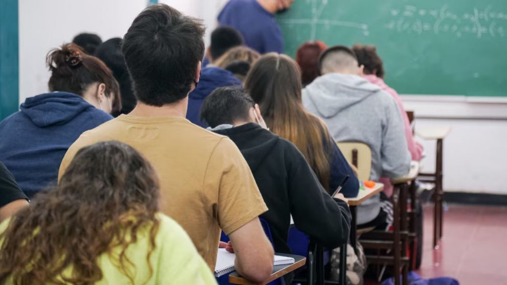 �Cu�les son los requisitos para ingresar a la UBA sin rendir algunas materias del CBC?