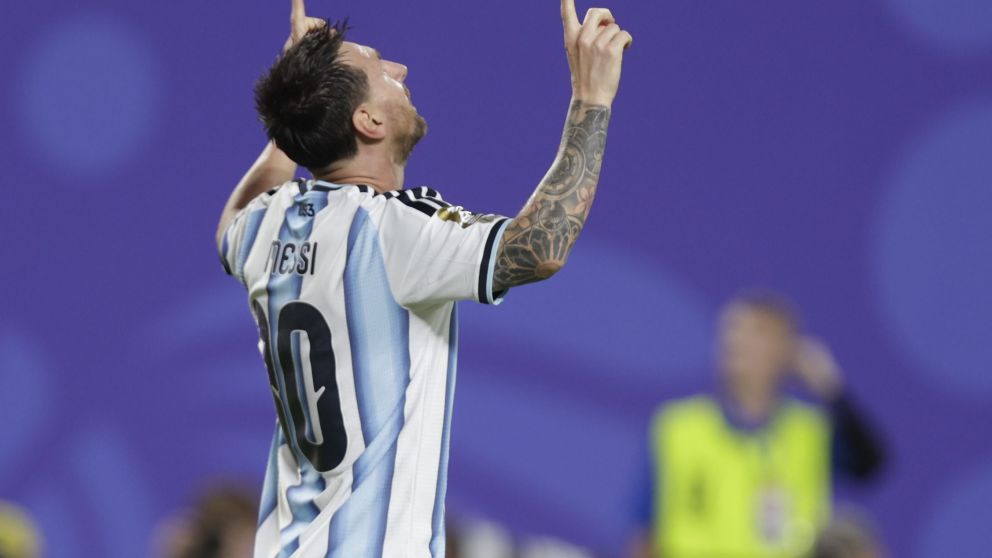 Messi rompió un nuevo récord en el partido contra Argelia.
