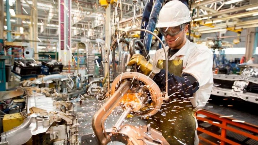 La industria no repunta y preocupa la falta de demanda
